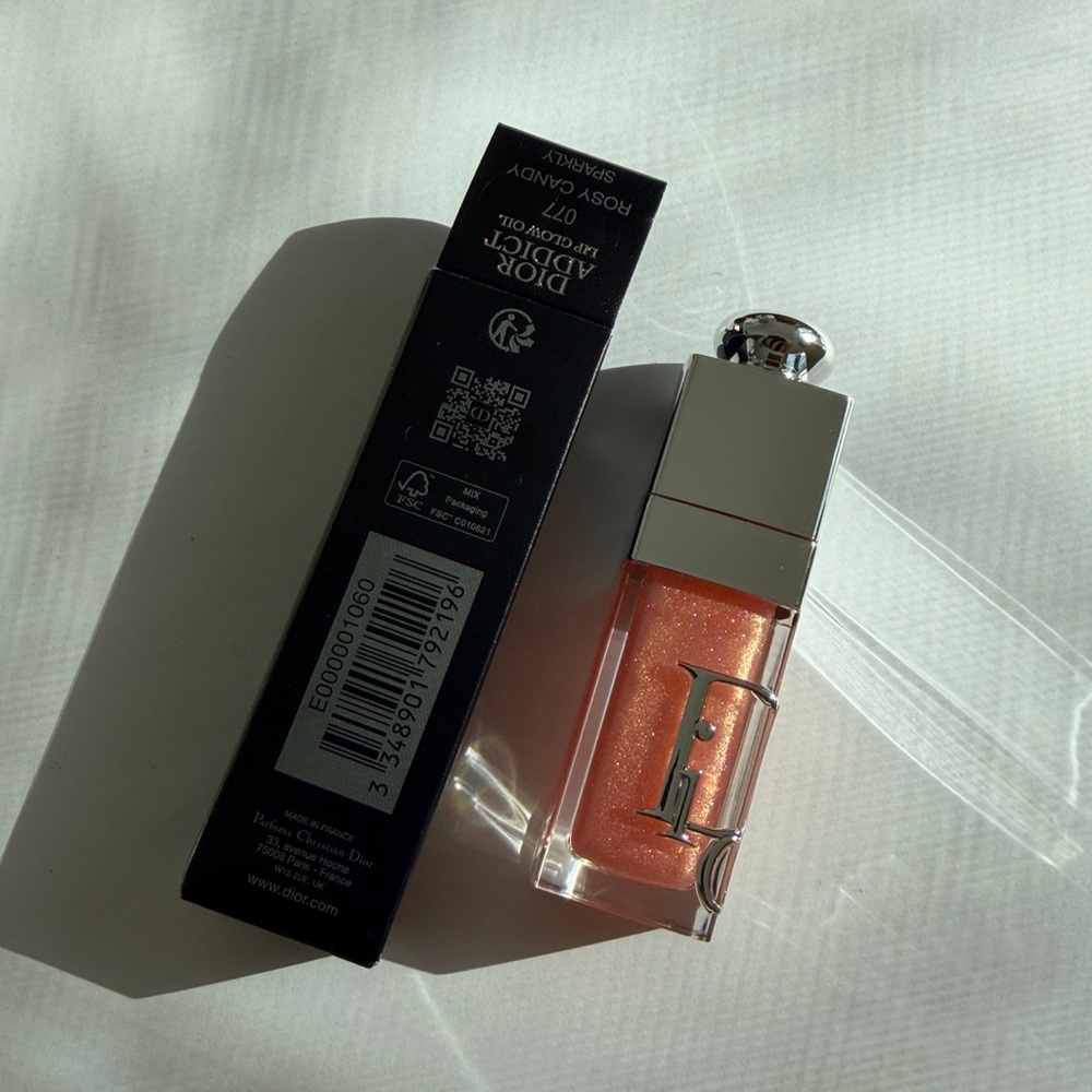 Dior - Picture 2 of 2